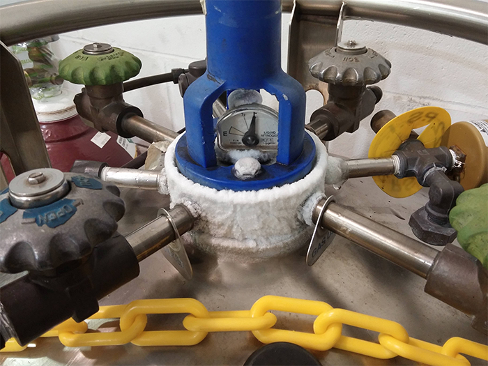 自增壓液氮罐結霜現(xiàn)象 自增壓液氮罐結霜現(xiàn)象